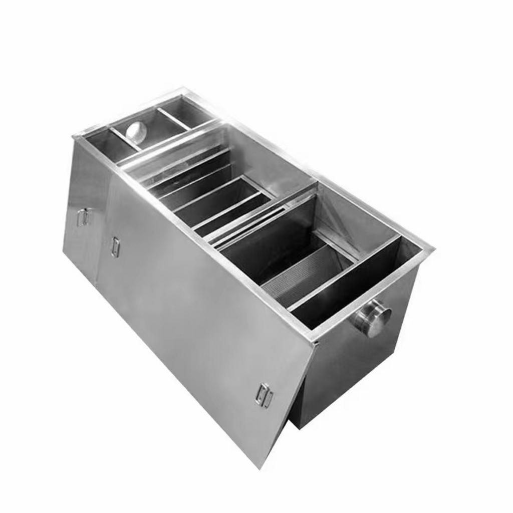 Hệ thống 3 ngăn lọc rác và bẫy tách dầu mỡ thông minh của bể 2900L