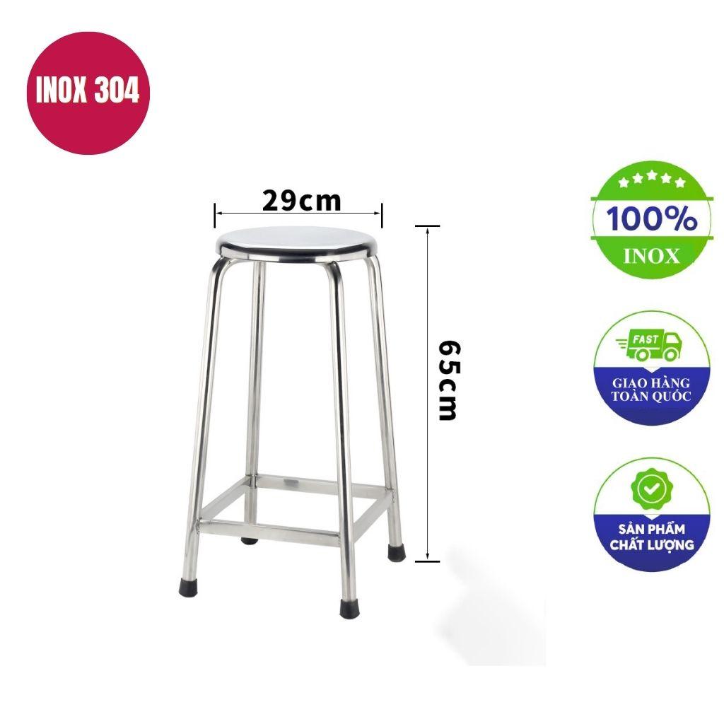 Đệm cao su dày bọc kín chân ghế inox giúp chống trơn trượt trên sàn gạch men bóng