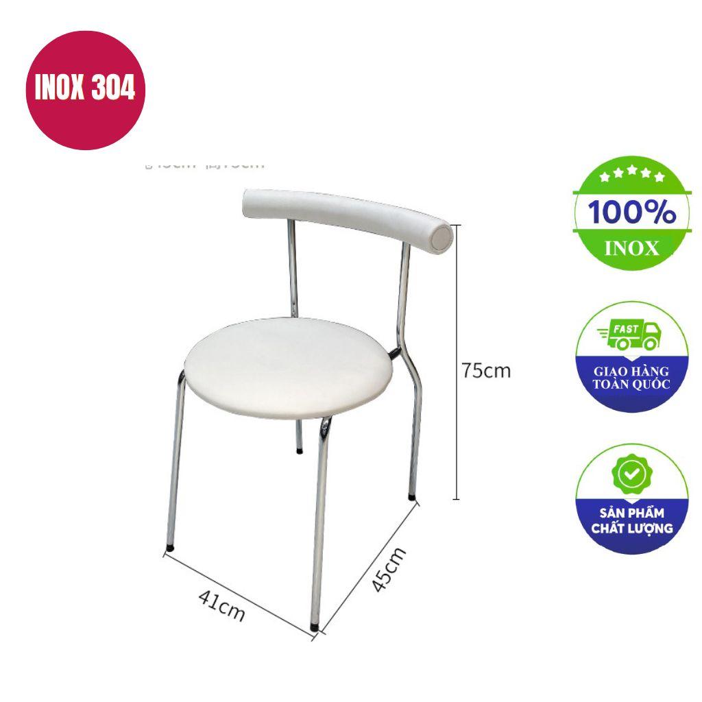 Cơ chế gấp gọn nhanh chóng và chân cao su chống trượt của ghế dựa inox GC06