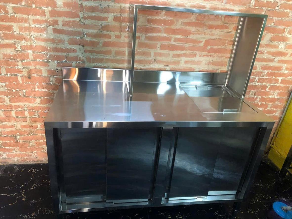 So sánh quầy pha chế inox 304 và inox 201 trước khi chọn vật liệu gia công