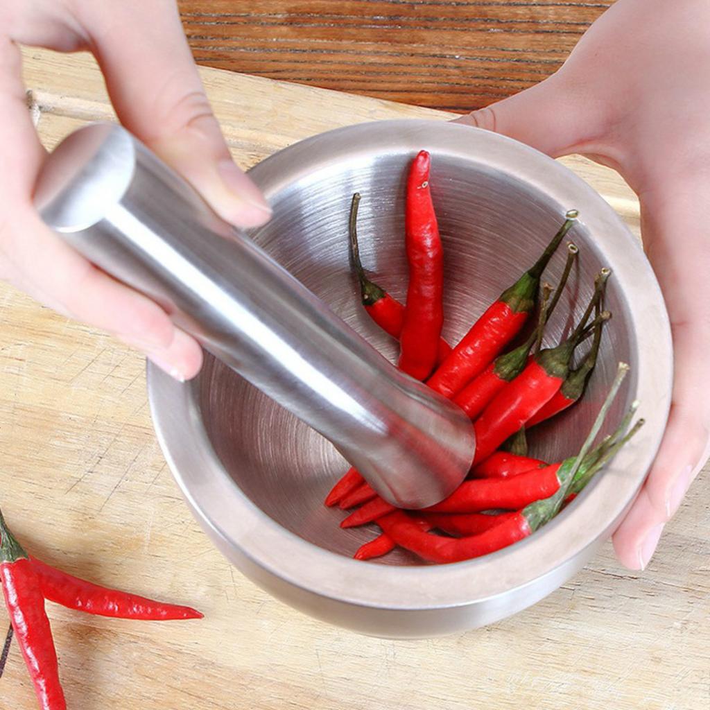 Đế cối phẳng và rộng giúp sản phẩm đứng vững trên mọi mặt bàn bếp