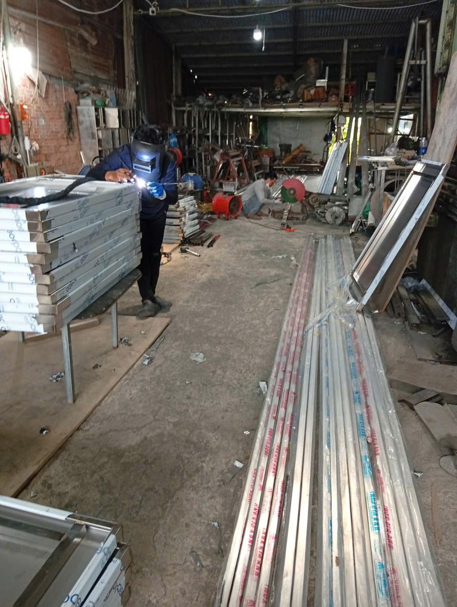 Mối hàn TIG và chi tiết bánh xe đẩy càng sắt - Dự án Công ty TNHH Sông Hồng Tân - Cơ Khí Đại Việt