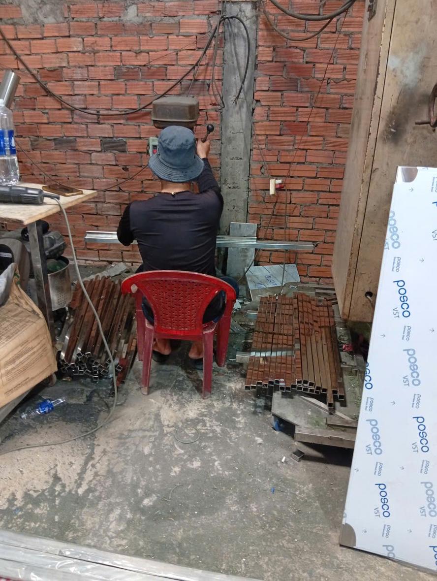 Sản phẩm bàn inox và xe đẩy hoàn thiện chuẩn bị bàn giao - Dự án Công ty TNHH Sông Hồng Tân - Cơ Khí Đại Việt